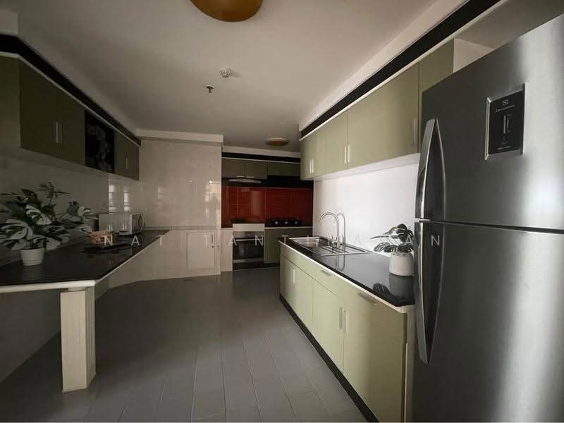 Fifty Fifth Tower : ฟิฟตี้ฟิฟท์ ทาวเวอร์, กรุงเทพ, 84 ซอยสุขุมวิท 55 ถนนสุขุมวิท, คลองตันเหนือ, วัฒนา, กรุงเทพ, 223 ตร.ม., คอนโด ให้เช่า, โดย Nat Tantirapan, 500550813 - DDproperty.com