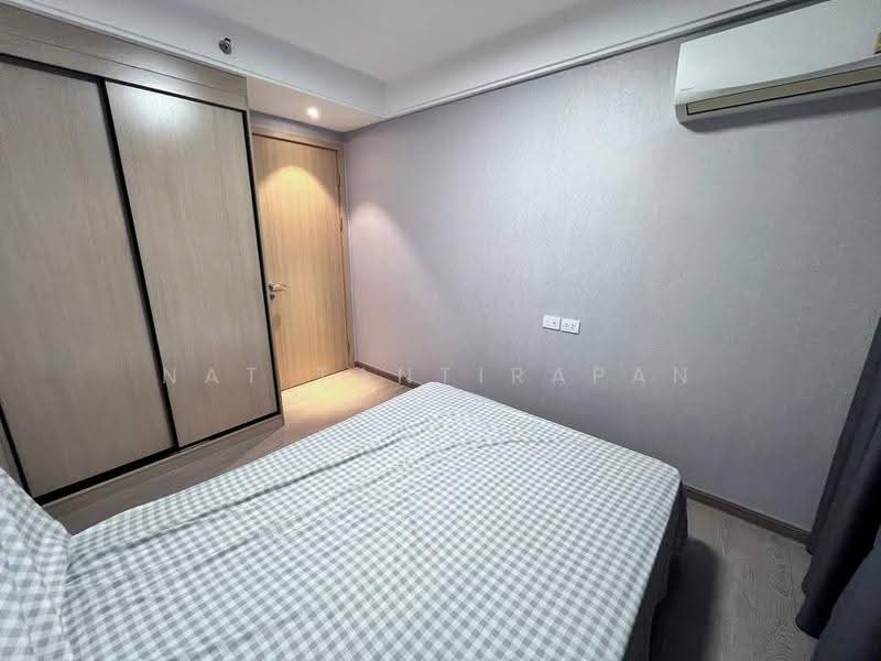 Regal Sathon-Naradhiwas, Bangkok, Naradhiwas Rajanagarindra Road, Thung Maha Mek, Sathon, Bangkok, 1 Bedroom, 33 sqm, Condo For Rent, by Nat Tantirapan, 500550824 - DDproperty.com