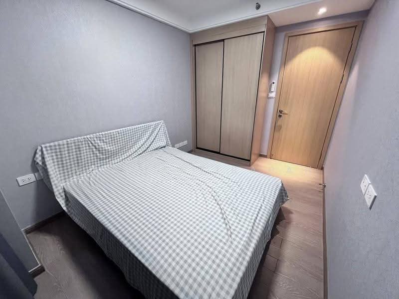 Regal Sathon-Naradhiwas, Bangkok, Naradhiwas Rajanagarindra Road, Thung Maha Mek, Sathon, Bangkok, 1 Bedroom, 33 sqm, Condo For Rent, by Nat Tantirapan, 500550824 - DDproperty.com