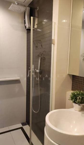 Rhythm Sukhumvit 50, Bangkok, 8 Sukhumvit 50, Sukhumvit Road, Phra Kanong, Khlong Toei, Bangkok, 1 Bedroom, 35 sqm, Condo For Rent, by Thanyalak Ajmera, 500550825 - DDproperty.com
