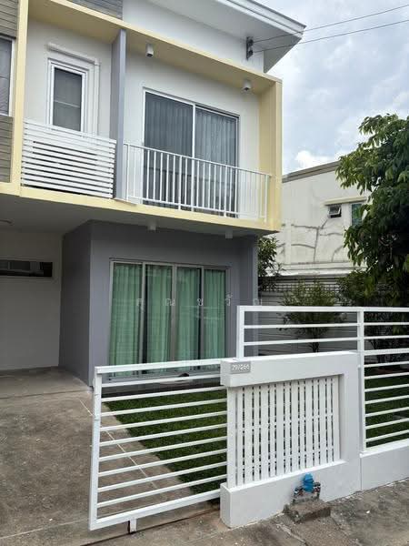 The Connect Watcharaphon Express Way, Bangkok, 79 Phetkasem Road, Tha Rang, Bang Khen, Bangkok, 3 Bedrooms, 98 sqm, Townhouse For Sale, by คุณขวัญ, 500550832 - DDproperty.com