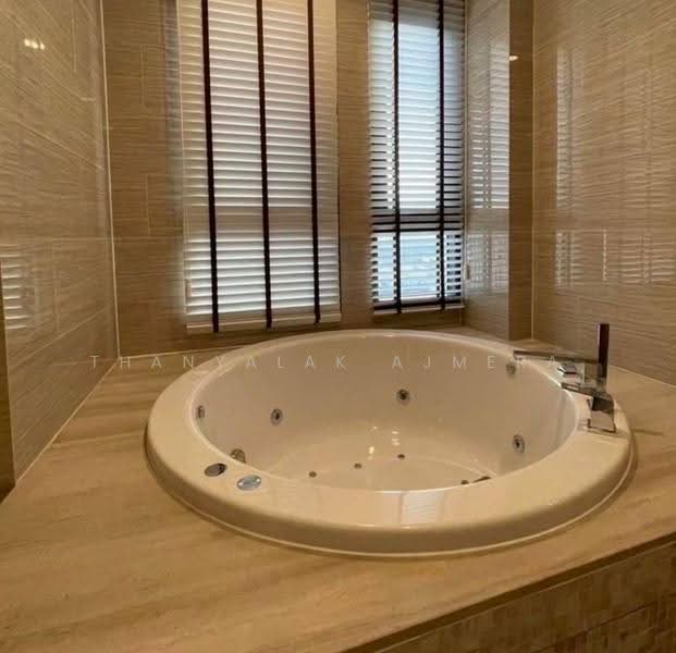 Whizdom Essence, Bangkok, 5 Piyabutr 1 Alley, Bang Chak, Phra Khanong, Bangkok, 4 Bedrooms, 202 sqm, Condo For Rent, by Thanyalak Ajmera, 500550849 - DDproperty.com