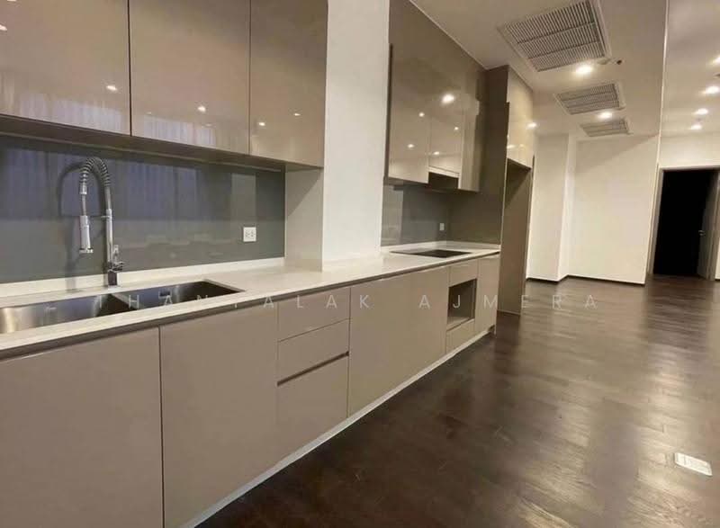 Whizdom Essence, Bangkok, 5 Piyabutr 1 Alley, Bang Chak, Phra Khanong, Bangkok, 4 Bedrooms, 202 sqm, Condo For Rent, by Thanyalak Ajmera, 500550849 - DDproperty.com