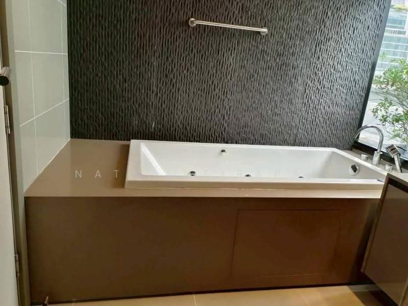 M Silom, Bangkok, 26 Narathiwas Ratchanakarin Road, Suriyawong, Bang Rak, Bangkok, 2 Bedrooms, 74 sqm, Condo For Rent, by Nat Tantirapan, 500550854 - DDproperty.com