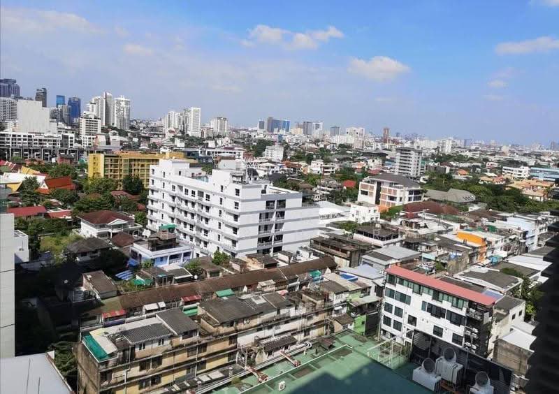 The Lofts Ekkamai, Bangkok, 1415 Sukhumvit Road, Phra Kanong Nua, Watthana, Bangkok, Studio, 28 sqm, Condo For Rent, by Pichamon Chawbantard, 500550883 - DDproperty.com