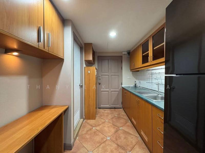 Silom Park View Condominium, Bangkok, Silom, Bang Rak, Bangkok, 2 Bedrooms, 41 sqm, Condo For Rent, by Thanyalak Ajmera, 500550915 - DDproperty.com