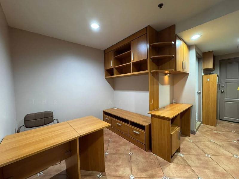 Silom Park View Condominium, Bangkok, Silom, Bang Rak, Bangkok, 2 Bedrooms, 41 sqm, Condo For Rent, by Thanyalak Ajmera, 500550915 - DDproperty.com