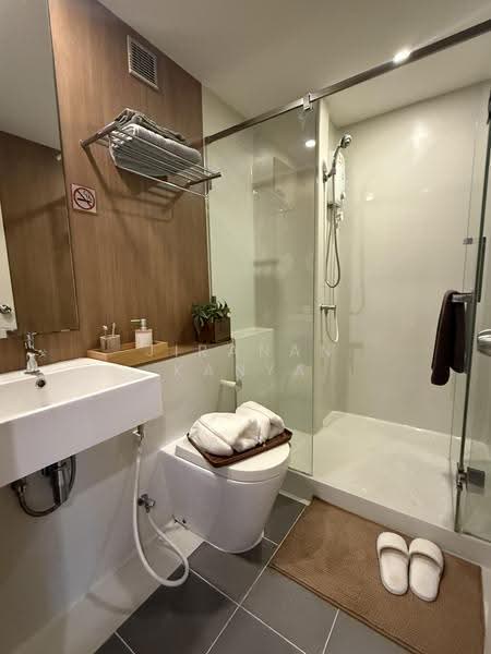 Blossom Condo @ Sathorn-Charoenrat, Bangkok, Charoen Rat Road, Thung Wat Don, Sathon, Bangkok, Studio, 32 sqm, Condo For Sale, by Jiranan Kanya, 500550919 - DDproperty.com