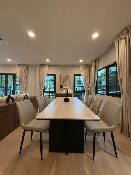 Centro Bangna Phase 2, Samut Prakan, Bang Kaeo, Bang Plee, Samut Prakan, 4 Bedrooms, 265 sqm, Single Detached House For Rent, by Ivy Jang, 500550920 - DDproperty.com