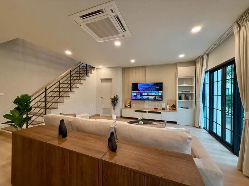 Centro Bangna Phase 2, Samut Prakan, Bang Kaeo, Bang Plee, Samut Prakan, 4 Bedrooms, 265 sqm, Single Detached House For Rent, by Ivy Jang, 500550920 - DDproperty.com