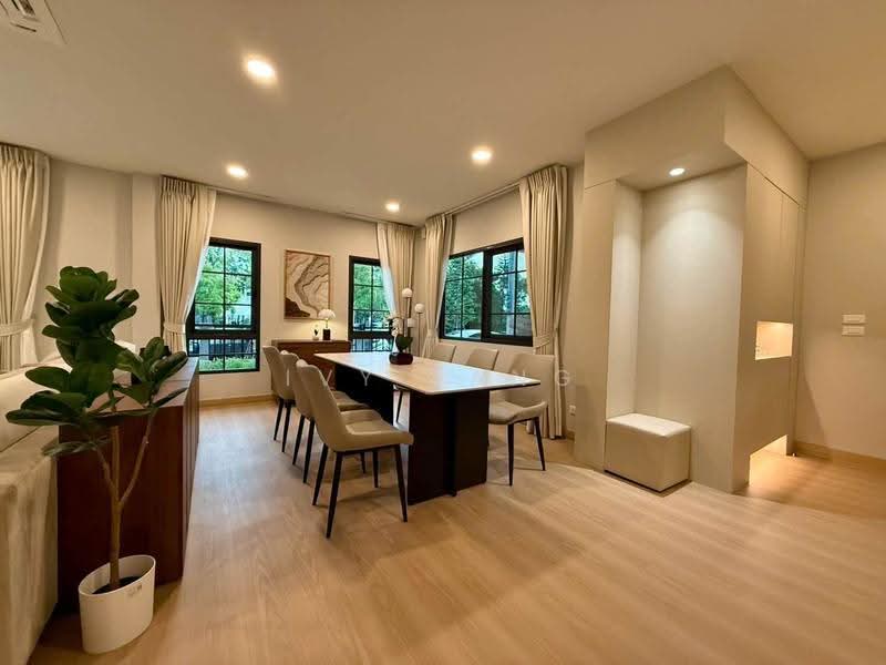 Centro Bangna Phase 2, Samut Prakan, Bang Kaeo, Bang Plee, Samut Prakan, 4 Bedrooms, 265 sqm, Single Detached House For Rent, by Ivy Jang, 500550920 - DDproperty.com