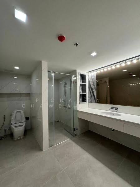 Piya Apartment Sukhumvit 15 : ปิยะ อพาร์ทเม้นท์ สุขุมวิท 15, กรุงเทพ, 99 สุขุมวิท 15, คลองเตยเหนือ, วัฒนา, กรุงเทพ, 924 ตร.ม., คอนโด ให้เช่า, โดย Pichamon Chawbantard, 500550936 - DDproperty.com