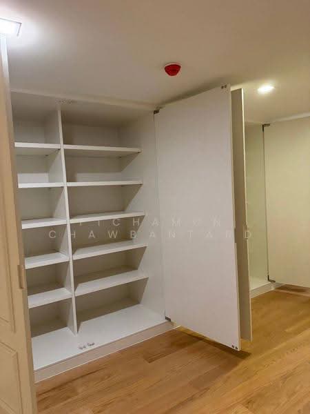 Piya Apartment Sukhumvit 15 : ปิยะ อพาร์ทเม้นท์ สุขุมวิท 15, กรุงเทพ, 99 สุขุมวิท 15, คลองเตยเหนือ, วัฒนา, กรุงเทพ, 924 ตร.ม., คอนโด ให้เช่า, โดย Pichamon Chawbantard, 500550936 - DDproperty.com