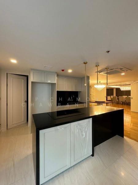 Piya Apartment Sukhumvit 15 : ปิยะ อพาร์ทเม้นท์ สุขุมวิท 15, กรุงเทพ, 99 สุขุมวิท 15, คลองเตยเหนือ, วัฒนา, กรุงเทพ, 924 ตร.ม., คอนโด ให้เช่า, โดย Pichamon Chawbantard, 500550936 - DDproperty.com