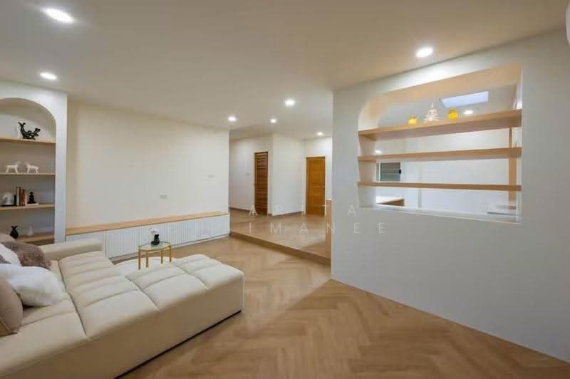 Newly Renovated House, Chiang Mai, San Ton Pao, San Kamphaeng, Chiang Mai, 4 Bedrooms, 228 sqm, Single Detached House For Sale, by Pharita Chaimanee, 500550974 - DDproperty.com