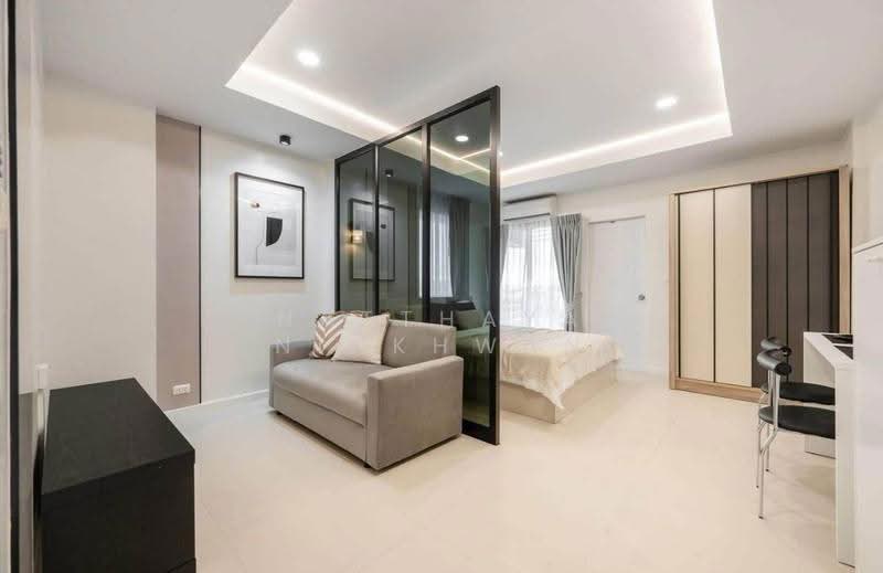 J.W. Suite, Bangkok, Ladprao, Lat Phrao, Bangkok, 1 Bedroom, 30 sqm, Condo For Sale, by Natthaya Ninkhwan, 500551031 - DDproperty.com