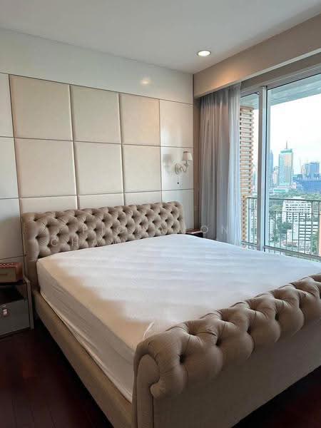 Baan Rajprasong, Bangkok, 3 Rajdamri Road, Lumphini, Pathum Wan, Bangkok, 2 Bedrooms, 120 sqm, Condo For Rent, by Pichamon Chawbantard, 500551078 - DDproperty.com
