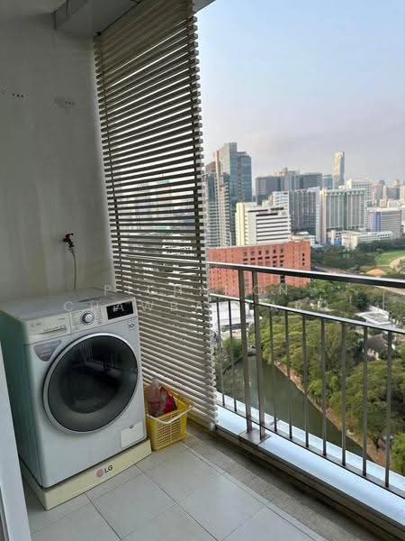 Baan Rajprasong, Bangkok, 3 Rajdamri Road, Lumphini, Pathum Wan, Bangkok, 2 Bedrooms, 120 sqm, Condo For Rent, by Pichamon Chawbantard, 500551078 - DDproperty.com