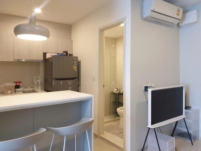 Life Asoke, Bangkok, Asoke-Dindang Road, Bang Kapi, Huai Khwang, Bangkok, 1 Bedroom, 36 sqm, Condo For Rent, by Living Real Estates, 500551082 - DDproperty.com