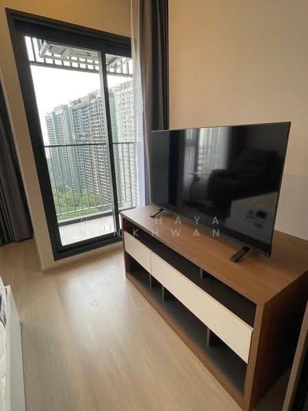 Life Phahon-Ladprao, Bangkok, 996 Phahonyothin Road, Jom Phon, Chatuchak, Bangkok, Studio, 29 sqm, Condo For Rent, by Natthaya Ninkhwan, 500551096 - DDproperty.com