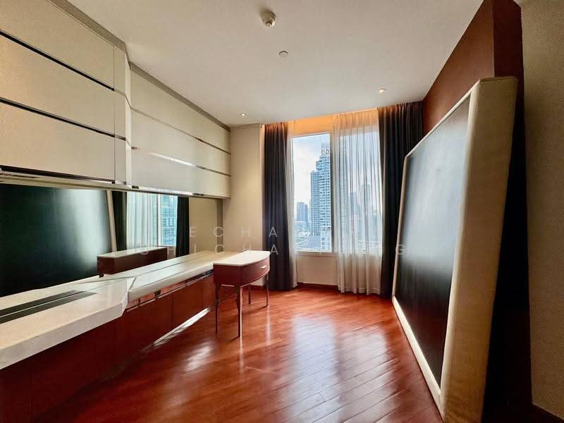The Infinity, Bangkok, 98 Narathiwatratchanakharin Road, Silom, Bang Rak, Bangkok, 2 Bedrooms, 102 sqm, Condo For Sale, by Dechatorn Chichaiyang, 500551134 - DDproperty.com