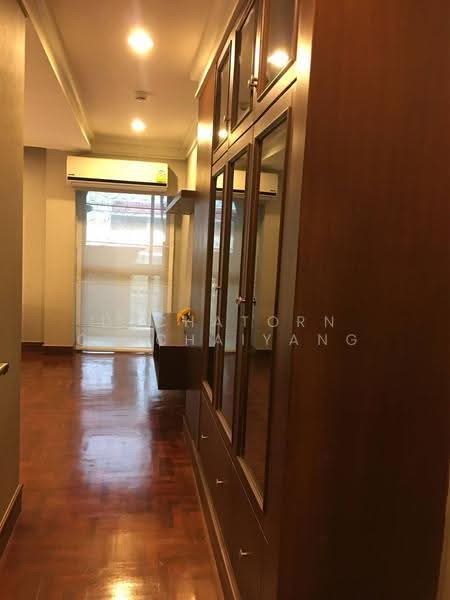Ploenruedee Residence, Bangkok, Soi Ruamruedee, Lumphini, Pathum Wan, Bangkok, 3 Bedrooms, 205 sqm, Apartment For Rent, by Dechatorn Chichaiyang, 500551165 - DDproperty.com