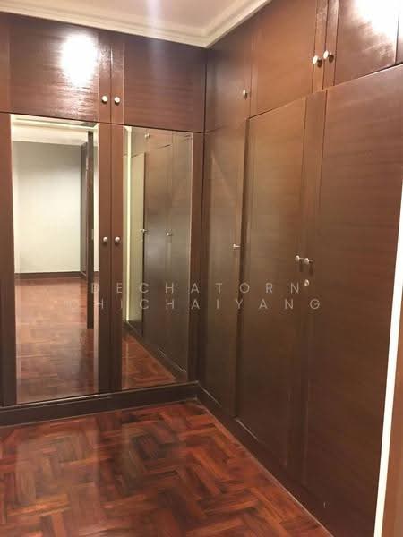 Ploenruedee Residence, Bangkok, Soi Ruamruedee, Lumphini, Pathum Wan, Bangkok, 3 Bedrooms, 205 sqm, Apartment For Rent, by Dechatorn Chichaiyang, 500551165 - DDproperty.com