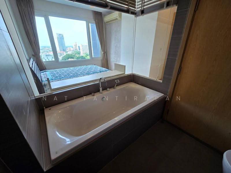 Siri At Sukhumvit, Bangkok, 902 Sukhumvit Road, Phra Kanong, Khlong Toei, Bangkok, 2 Bedrooms, 70 sqm, Condo For Rent, by Nat Tantirapan, 500551167 - DDproperty.com