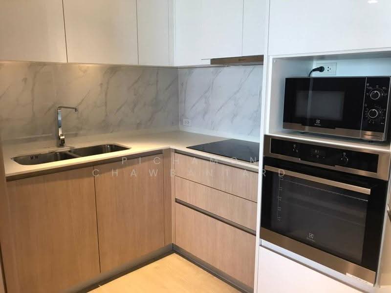 NS Residence, Bangkok, 96 Soi Charoenmitr, 10 Ekkamai Rd, Phra Kanong Nua, Watthana, Bangkok, 2 Bedrooms, 120 sqm, Apartment For Rent, by Pichamon Chawbantard, 500551186 - DDproperty.com