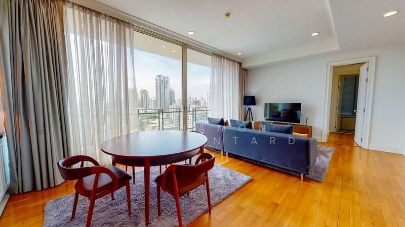 Royce Private Residences, Bangkok, 61 Soi Sukhumvit 31, Khlongtoei Nua, Watthana, Bangkok, 2 Bedrooms, 111 sqm, Condo For Rent, by Pichamon Chawbantard, 500551238 - DDproperty.com