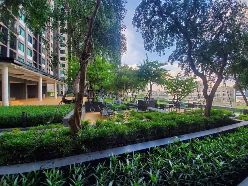 Life Asoke, Bangkok, Asoke-Dindang Road, Bang Kapi, Huai Khwang, Bangkok, 1 Bedroom, 37 sqm, Condo For Rent, by Jettapat Jaroonpipatkun, 500551272 - DDproperty.com
