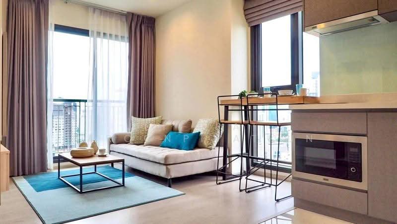 Rhythm Sukhumvit 36-38, Bangkok, 55 Soi Sukhumvit 36, Sukhumvit Road, Phra Kanong, Khlong Toei, Bangkok, 1 Bedroom, 50 sqm, Condo For Rent, by Jettapat Jaroonpipatkun, 500551308 - DDproperty.com