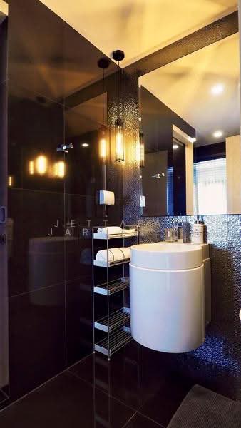 Rhythm Sukhumvit 36-38, Bangkok, 55 Soi Sukhumvit 36, Sukhumvit Road, Phra Kanong, Khlong Toei, Bangkok, 1 Bedroom, 50 sqm, Condo For Rent, by Jettapat Jaroonpipatkun, 500551308 - DDproperty.com