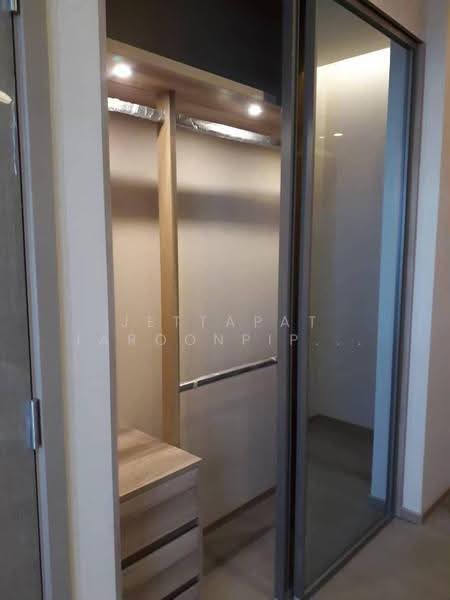 The Esse Asoke, Bangkok, 333 Soi Sukhumvit 21, Sukhumvit Road, Khlongtoei Nua, Watthana, Bangkok, 1 Bedroom, 49 sqm, Condo For Rent, by Jettapat Jaroonpipatkun, 500551324 - DDproperty.com