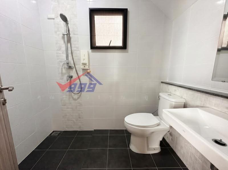 Perfect Place Ramkhamhaeng-Suvarnabhumi 3, Bangkok, Wat Arun, Bangkok Yai, Bangkok, 4 Bedrooms, 142 sqm, Single Detached House For Sale, by คุณรวีวรรณ อู่เงิน, 500551350 - DDproperty.com