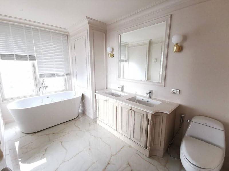 Hampton Thonglor 10, Bangkok, 324 Soi Thonglor 10, Sukhumvit Road, Khlong Tan Nua, Watthana, Bangkok, 4 Bedrooms, 235 sqm, Condo For Sale, by Jettapat Jaroonpipatkun, 500551407 - DDproperty.com