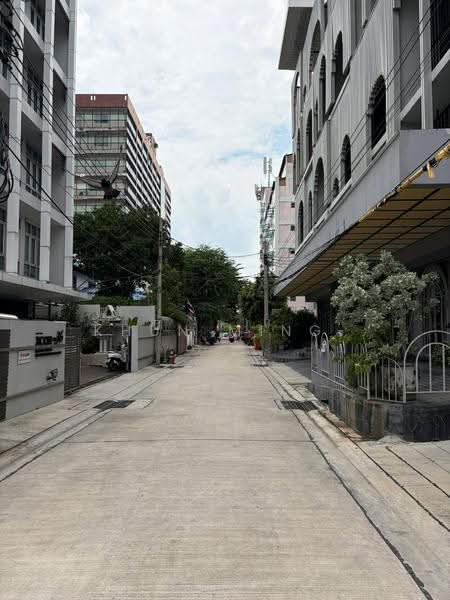 OR RENT | Warehouse / Factory / Garage – Din Daeng (SPSMG222), Bangkok, วิภาวดีรังสิต 6, Din Daeng, Bangkok, , 580 sqm, Warehouse/Factory For Rent, by Khun Ming, 500551422 - DDproperty.com