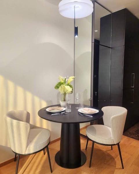 28 Chidlom, Bangkok, 28 Chit Lom Alley, Lumphini, Pathum Wan, Bangkok, 1 Bedroom, 44 sqm, Condo For Rent, by Jettapat Jaroonpipatkun, 500551449 - DDproperty.com