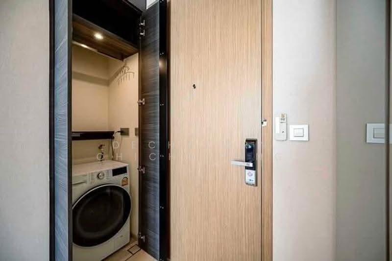 The Esse Asoke, Bangkok, 333 Soi Sukhumvit 21, Sukhumvit Road, Khlongtoei Nua, Watthana, Bangkok, 2 Bedrooms, 49 sqm, Condo For Rent, by Dechatorn Chichaiyang, 500551460 - DDproperty.com