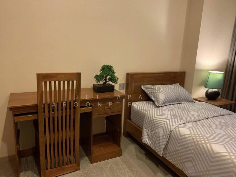 The Esse Asoke, Bangkok, 333 Soi Sukhumvit 21, Sukhumvit Road, Khlongtoei Nua, Watthana, Bangkok, 2 Bedrooms, 75 sqm, Condo For Rent, by Jettapat Jaroonpipatkun, 500551463 - DDproperty.com