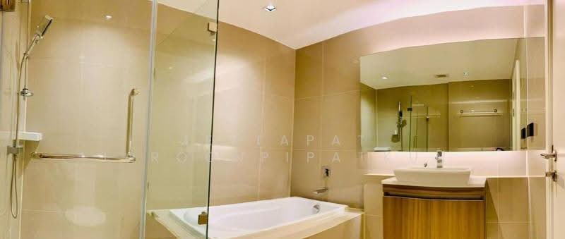 Vtara Sukhumvit 36, Bangkok, 118 Soi Saen Sabai, Phra Kanong, Khlong Toei, Bangkok, 2 Bedrooms, 68 sqm, Condo For Rent, by Jettapat Jaroonpipatkun, 500551471 - DDproperty.com