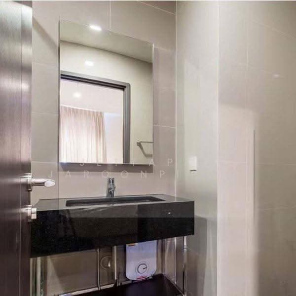 The Edge Sukhumvit 23, Bangkok, 6 Soi Sukhumvit 23, Khlongtoei Nua, Watthana, Bangkok, 1 Bedroom, 34 sqm, Condo For Rent, by Jettapat Jaroonpipatkun, 500551515 - DDproperty.com