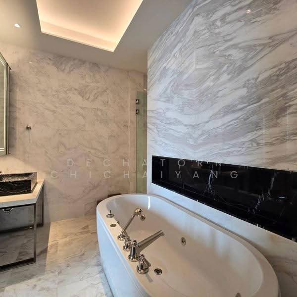 The Residences At Mandarin Oriental, Bangkok, 117 Charoen Nakorn Road, Khlong Ton Sai, Khlong San, Bangkok, 2 Bedrooms, 128 sqm, Condo For Rent, by Dechatorn Chichaiyang, 500551518 - DDproperty.com