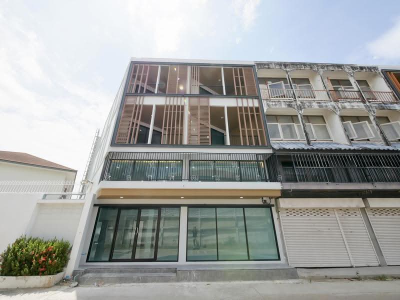 Home Office รีโนเวทใหม่ 3.5 ชั้น ซ.เฉลิมพระเกียรติ 6, Bangkok, Bang Chak, Phra Khanong, Bangkok, , 291 sqm, Shophouse For Sale, by ทัตเทพ ดิลกพัฒนะกูล, 500551520 - DDproperty.com