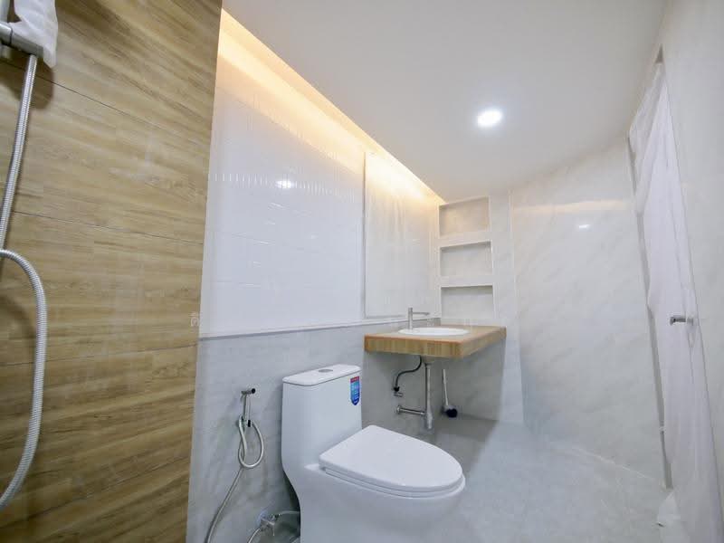 Home Office รีโนเวทใหม่ 3.5 ชั้น ซ.เฉลิมพระเกียรติ 6, Bangkok, Bang Chak, Phra Khanong, Bangkok, , 291 sqm, Shophouse For Sale, by ทัตเทพ ดิลกพัฒนะกูล, 500551520 - DDproperty.com