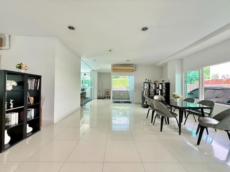 Tonson Court, Bangkok, Ploenchit Road, Lumphini, Pathum Wan, Bangkok, 3 Bedrooms, 240 sqm, Condo For Rent, by Bangkok Residential, 500551547 - DDproperty.com