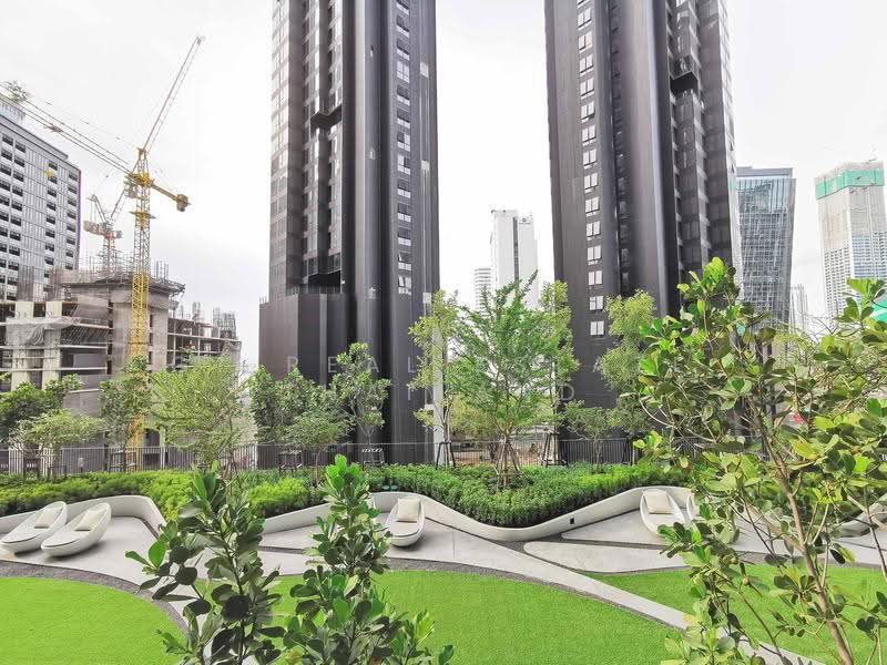 Life Asoke-Rama 9, Bangkok, 626 Asoke-Dindaeng Road, Makkasan, Ratchathewi, Bangkok, 1 Bedroom, 33 sqm, Condo For Rent, by GT Real Estate Thailand, 500551560 - DDproperty.com