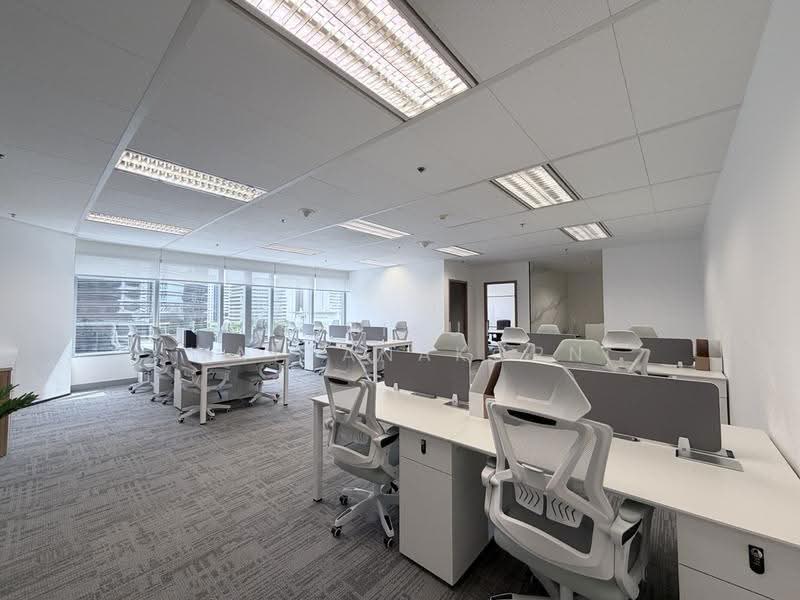 Office แต่งใหม่พร้อมเฟอร์, 550ม.จาก BTS เพลินจิต, ในตึกมีร้านอาหาร, Food court, กรุงเทพ, Witthayu, ลุมพินี, ปทุมวัน, กรุงเทพ, 142 ตร.ม., สำนักงาน ให้เช่า, โดย Sirikul Wattanakorn, 500551598 - DDproperty.com