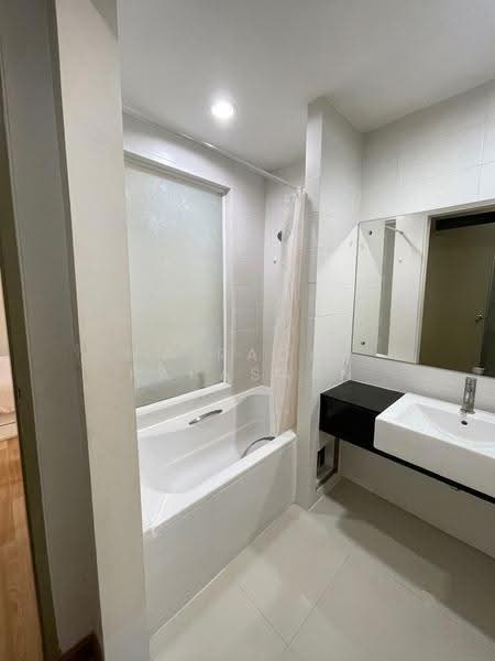 IDEO Ratchada-Huaikwang, Bangkok, 62 Pracharajbumpen Road, Huai Khwang, Bangkok, 1 Bedroom, 35 sqm, Condo For Sale, by Airada Parasarn, 500551603 - DDproperty.com