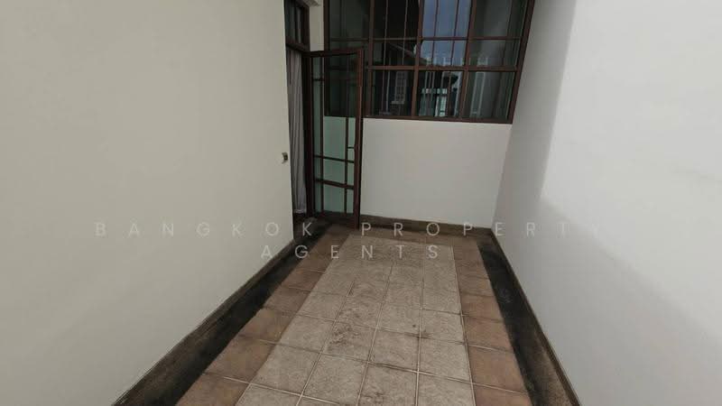 Baan Sansiri Sukhumvit 67, Bangkok, 32 Soi Sukhumvit 67, Phra Kanong Nua, Watthana, Bangkok, 4 Bedrooms, 394 sqm, Single Detached House For Rent, by BANGKOK PROPERTY AGENTS, 500551623 - DDproperty.com